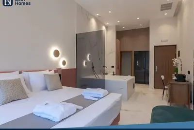 Bh357 - C - Suite Rethymno