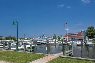 Image de 360 Degree Bay Views Craftsman!