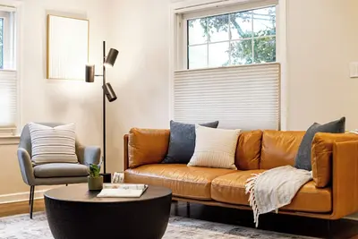 Image de Stylish Plymouth Home with Brand New Hot Tub! Walkable to Downtown Plymouth!