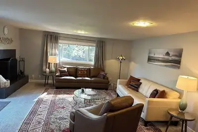 Image de An elegant and comfy Beaverton Home