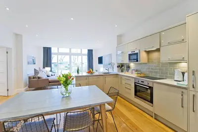 Image de Family Serviced Apartment in Surrey
