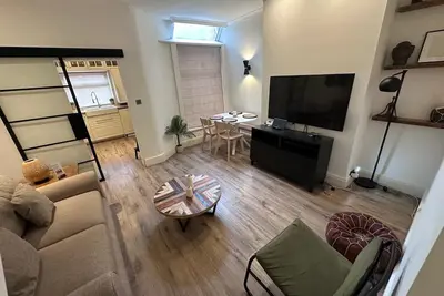 Stylish 3-Bed Home with On-Street parking