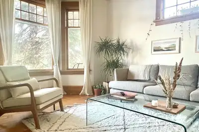Image de Stylish & Family Friendly Character Home