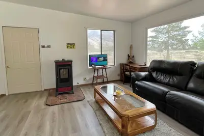 Image de Cabin By River