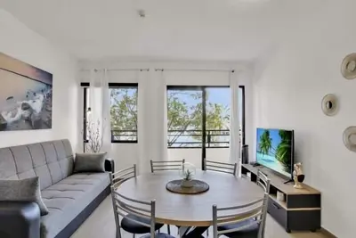 Image de 212 Elegant, renovated, confortable Playa Paraiso