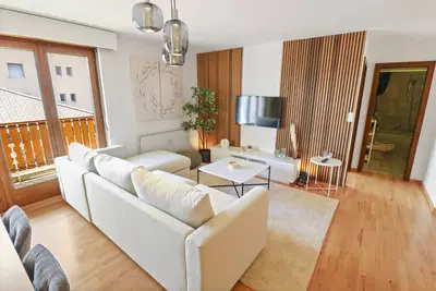 Image de Logement chaleureux au coeur de la station