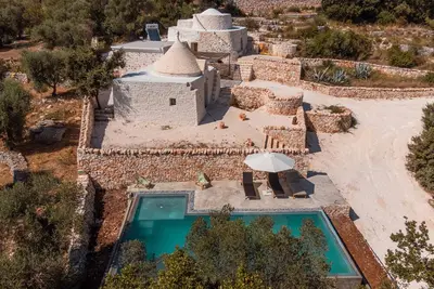 Image de Villa 'Trulli Meridiem Con Piscina' avec piscine privée, Wi-Fi et climatisation