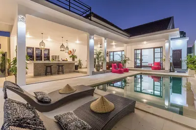 Image de Gorgeous Villa Chessie 3 bedr private pool&rooftop\n