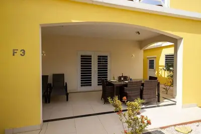 Trupial F3 Relax & Dive Resort Bonaire Village