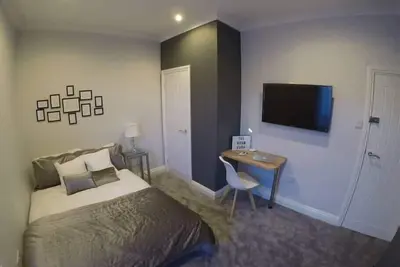 Image de Essex House| Bedroom Tv| Fast Wifi| Workstays Uk