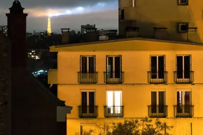 Image de Appartement design familial 100m2, vue dégagée, aperçu Tour Eiffel