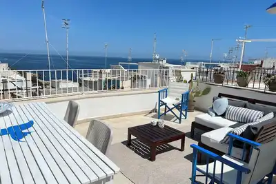 Image de Apartment with a sea view terrace around 60 metres from Lama Monachile Beach
