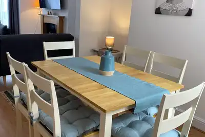 Image de Elizabeth Line 3 Bedrooms Garden Home