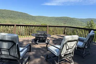 Image de Boxley Valley cabin near Buffalo National River.