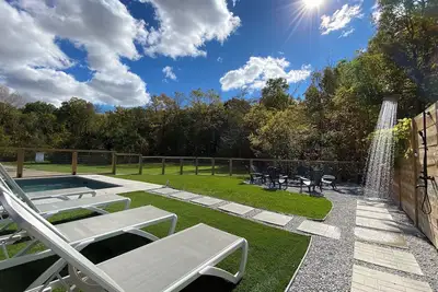 Image de Cozy Forest Retreat w/ Sauna & Private Event Space