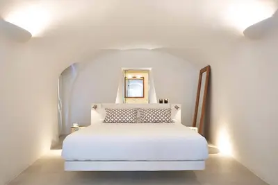 Wonderful Santorini Villa | 3 Bedrooms | Aura Villa | Private Infinity Pool & Stunning Sea Views | Imerovigli