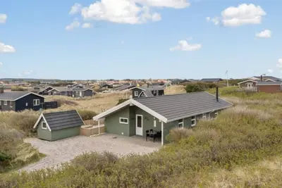 Image de \"Sofja\" - 150m from the sea by Interhome