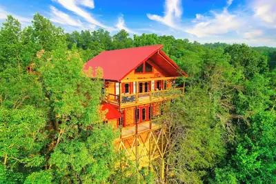 Image de Brand New Luxury Cabin/Hot tub/Game Rm/Pool table