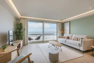 Image de Huswell - Pleasant apartment with frontal sea view