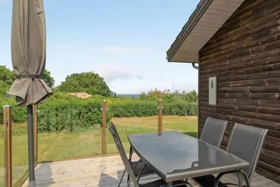 Image de \"Oluf\" - 500m from the sea by Interhome