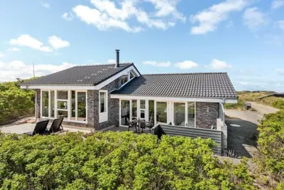 \"Edle\" - 300m from the sea by Interhome