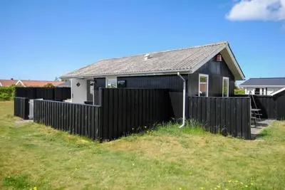 Image de \"Engelbertine\" - 900m from the sea by Interhome