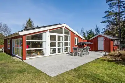 Image de \"Alisia\" - 400m from the sea by Interhome