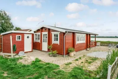 Image de \"Topi\" - 15m from the sea by Interhome