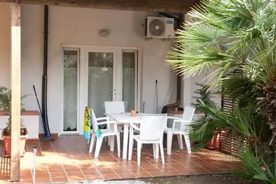 Image de Ferme 'Appartamento Vicino Al Mare' avec jardin privé, Wi-Fi et climatisation