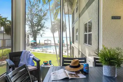 Image de Seven Mile Beach 3 bedroom with Ocean View