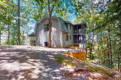 Image de Carters Lake Lookout | Cabin in East Ellijay
