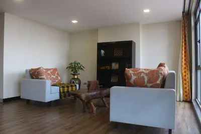 Image de Spacious and central Kampala condo with a pool and beautiful views