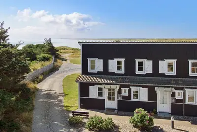 Image de \"Hubertine\" - 100m to the fjord by Interhome