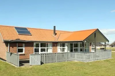 \"Gottfreda\" - 330m to the inlet by Interhome