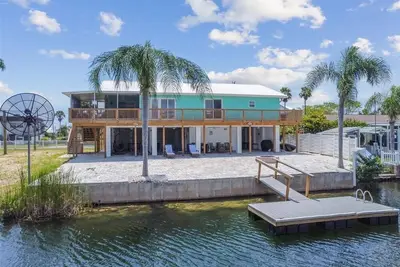 Image de Waterfront Homes w/Kayaks&Games