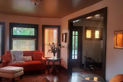 Image de Comfortable Home Near Downtown Detroit - W Grand Blvd.