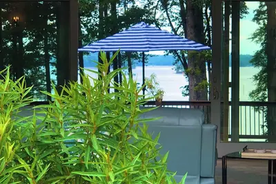 Image de Admiral's Sandy Beach Chalet