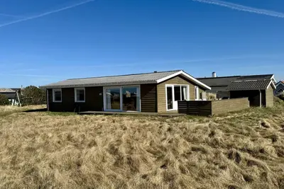 Image de \"Bera\" - 250m from the sea by Interhome