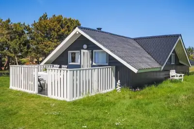 Image de \"Sakulf\" - 600m from the sea by Interhome