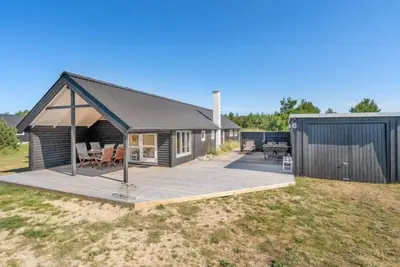 Image de \"Tameran\" - 700m from the sea by Interhome