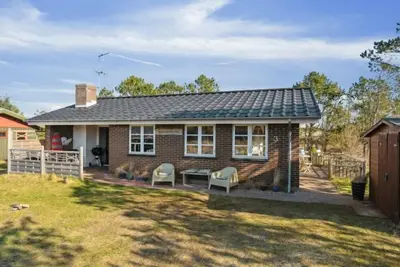 Image de \"Aurelie\" - 800m from the sea by Interhome