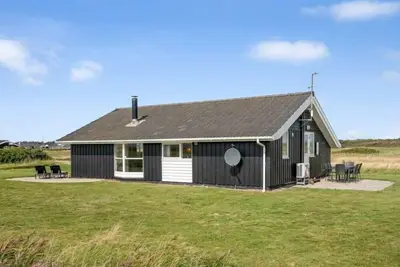 Image de \"Eemil\" - 700m from the sea by Interhome