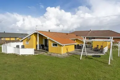 Image de \"Hebba\" - 300m from the sea by Interhome
