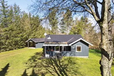 Image de \"Ketildor\" - 100m from the sea by Interhome