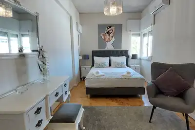 Oliva 50 - Airport & Central Lisbon