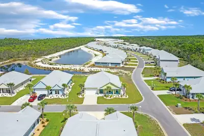 Image de Fun for Families with Pets, Active Coastal Community w/ Ice Cream & Bikes