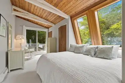 Image de Serenity Shores Hideaway - Great Beach & Peaceful!