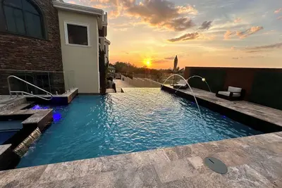 Bordeaux Suites