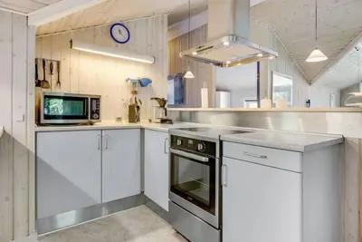 Image de \"Euphemia\" - 900m from the sea by Interhome