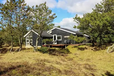 Image de \"Glady\" - 500m from the sea by Interhome